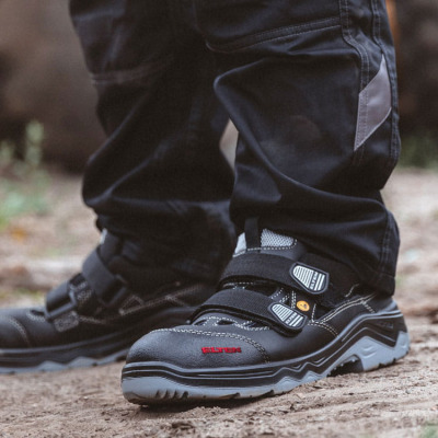 Buty robocze Sandały marki ELTEN model LASLO ESD S1