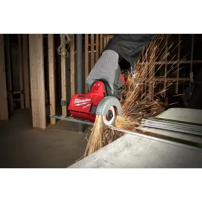 Subkompaktowa szlifierka kątowa śr. 76 mm, Milwaukee M12 FCOT-0