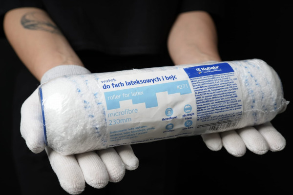 Wałek do farb lateksowych i bejc 23cm MIKROFIBRA 16 mm (4271) KUBALA