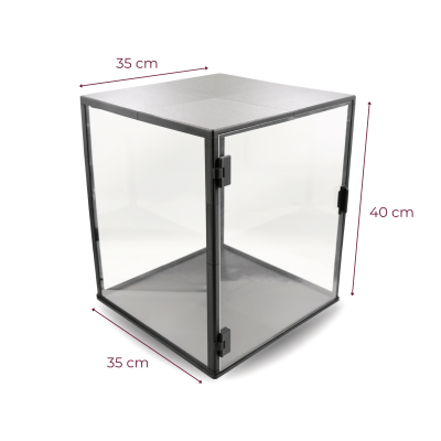 GABLOTA PIONOWA LED 35×35×40 cm — WYSOKA WITRYNA KOLEKCJONERSKA Z OŚWIETLENIEM I OCHRONĄ ANTY-KURZ