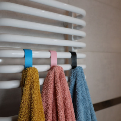 Haczyki bezinwazyjne wieszaki na grzejnik / kaloryfer 4 szt niebieski