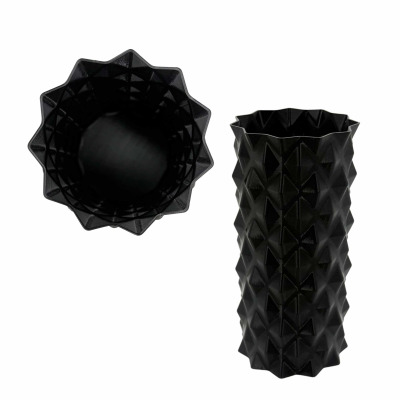 Czarny wazonik na sztuczne kwiaty – mały, minimalistyczny design (8×16 cm)
